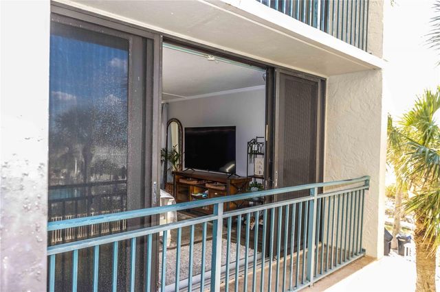 1390 GULF BOULEVARD 102, Clearwater, FL 33767