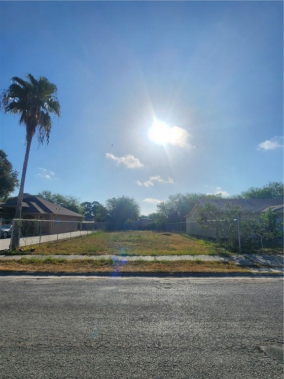 742 Cheyenne St, Corpus Christi, TX 78405 — exterior