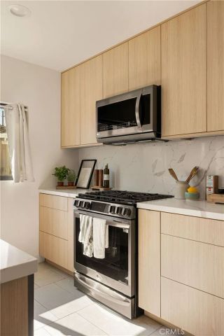 5417 Stratford, Los Angeles, CA 90042