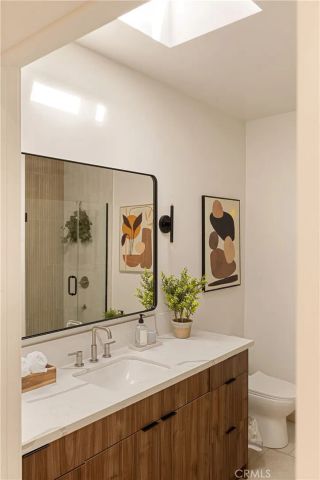 5417 Stratford, Los Angeles, CA 90042