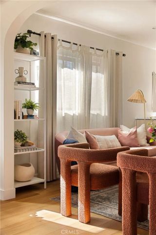 5417 Stratford, Los Angeles, CA 90042