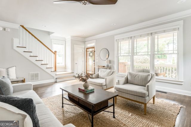 1090 Benteen Avenue SE, Atlanta, GA 30312