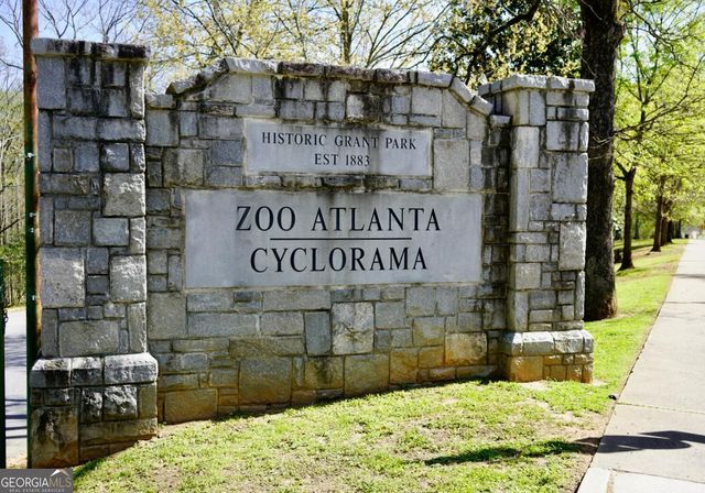 1090 Benteen Avenue SE, Atlanta, GA 30312