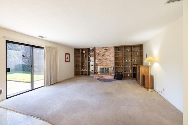 9638 Apple Blossom Way, Stockton, CA 95209