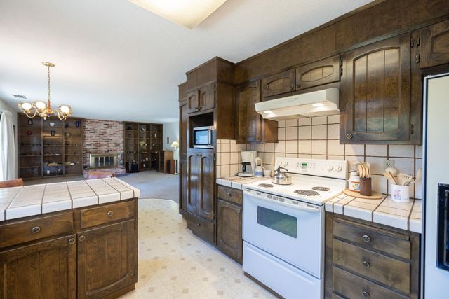 9638 Apple Blossom Way, Stockton, CA 95209