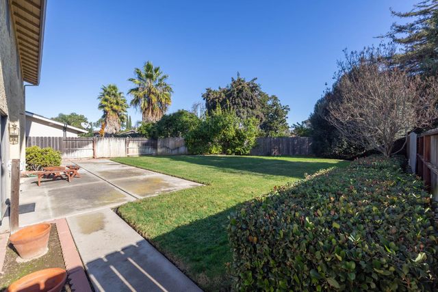 9638 Apple Blossom Way, Stockton, CA 95209