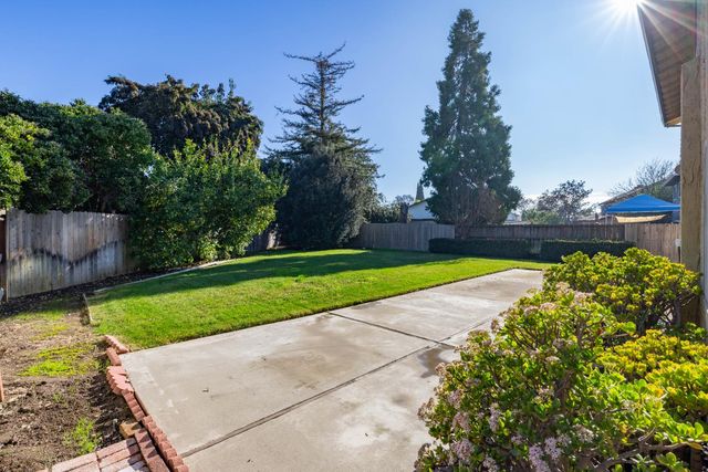 9638 Apple Blossom Way, Stockton, CA 95209