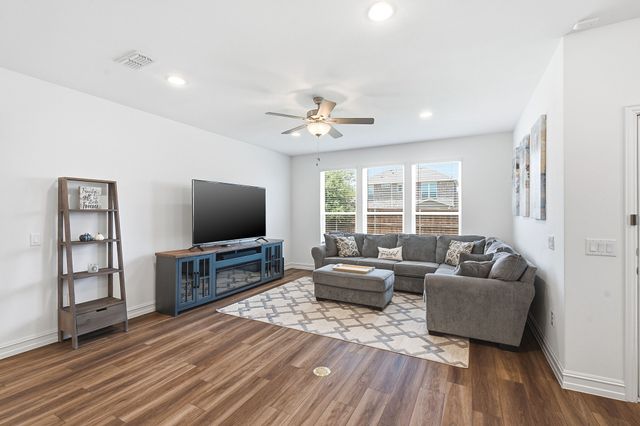 1528 Overlook Court, Celina, TX 75009