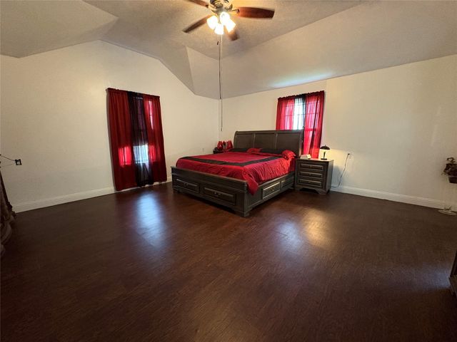 18270 County Road 4160, Frost, TX 76641
