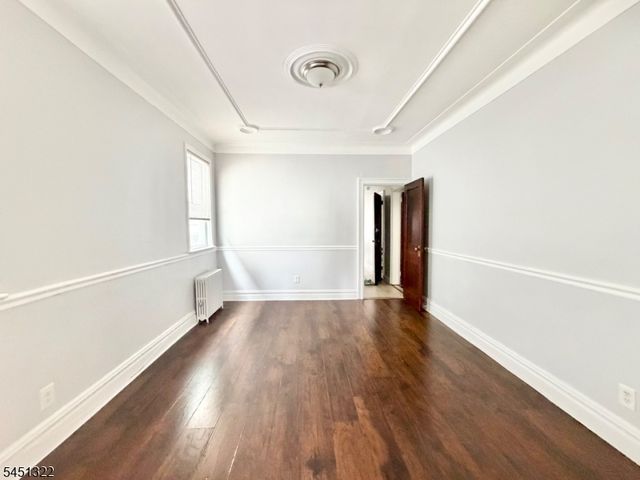124 W 45Th St, Bayonne City, NJ 07002