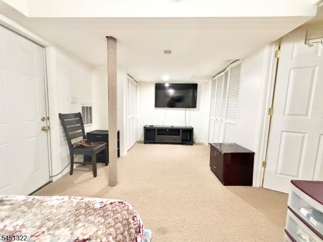 124 W 45Th St, Bayonne City, NJ 07002