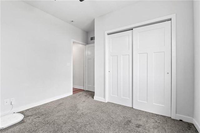 204 E Woodland Avenue, Lone Jack, MO 64070