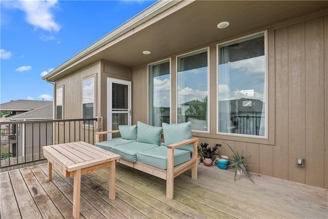204 E Woodland Avenue, Lone Jack, MO 64070