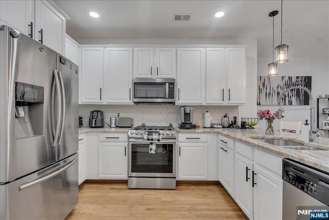 906 Memorial Drive, Belleville, NJ 07109