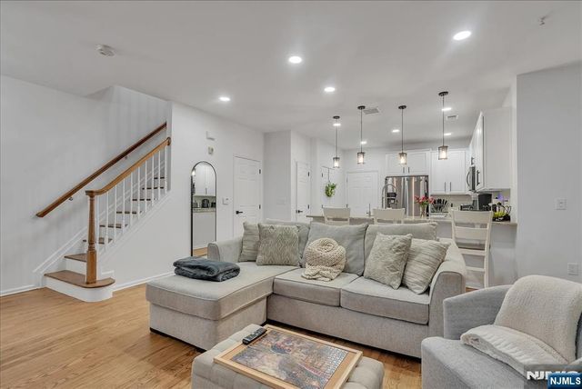 906 Memorial Drive, Belleville, NJ 07109