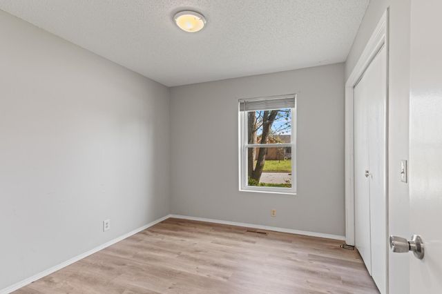 510 Southeast Southeast Hills Drive, Nixa, MO 65714