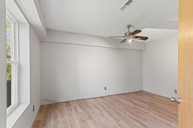510 Southeast Southeast Hills Drive, Nixa, MO 65714