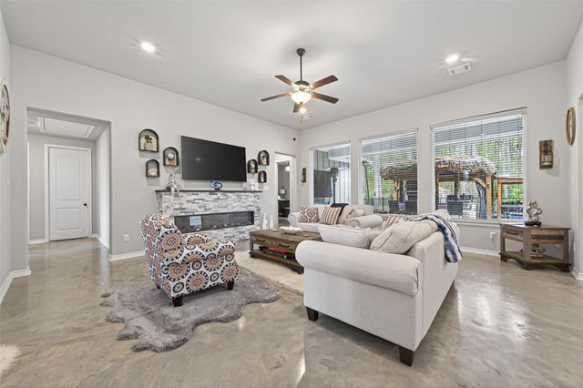 15516 Forest Grove Drive, Willis, TX 77378