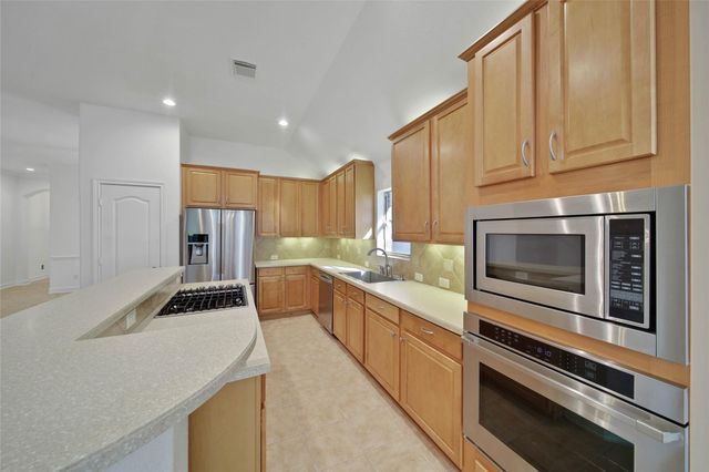 22117 Iron Knoll Drive, Kingwood, TX 77339