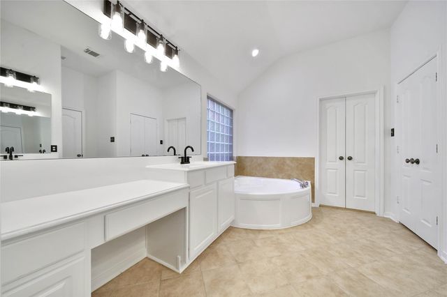 22117 Iron Knoll Drive, Kingwood, TX 77339