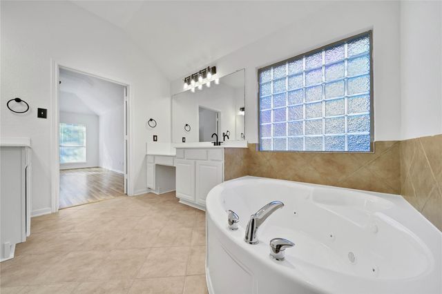 22117 Iron Knoll Drive, Kingwood, TX 77339