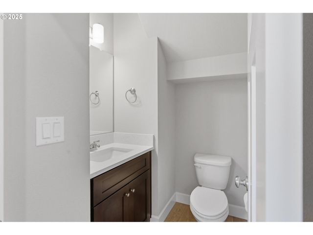 8981 N DRUMMOND Ave, Portland, OR 97217