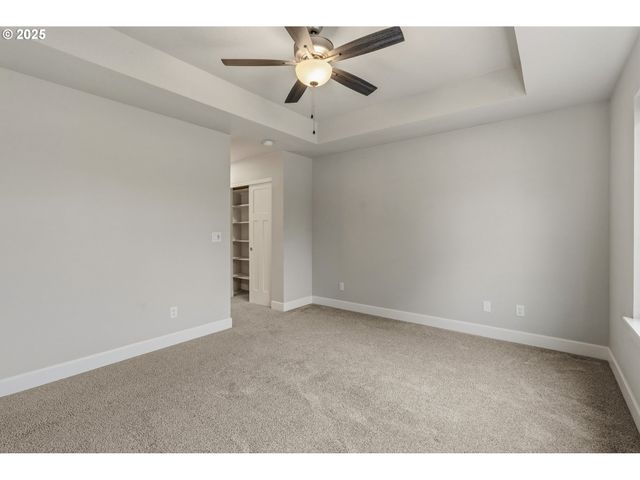 8981 N DRUMMOND Ave, Portland, OR 97217