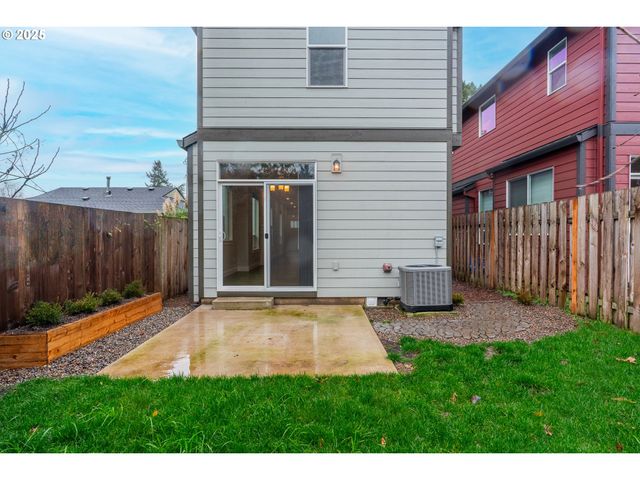 8981 N DRUMMOND Ave, Portland, OR 97217
