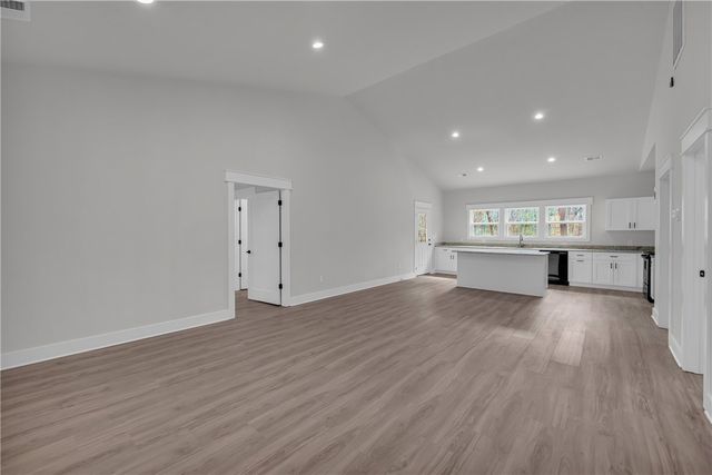 707 Norton Drive, Westminster, SC 29693