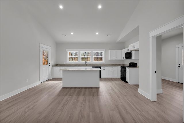 707 Norton Drive, Westminster, SC 29693