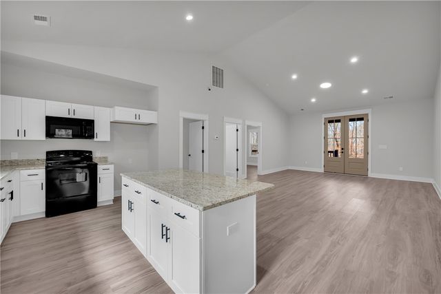 707 Norton Drive, Westminster, SC 29693