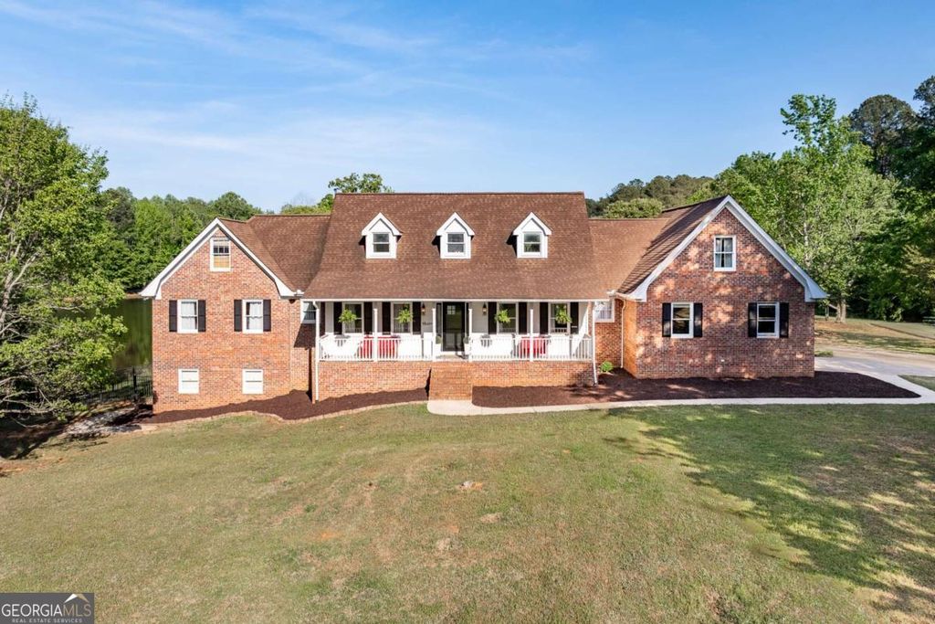 136 Hidden Lake Drive, Hull, GA 30646