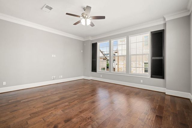 6703 Highclere Manor Lane, Houston, TX 77055