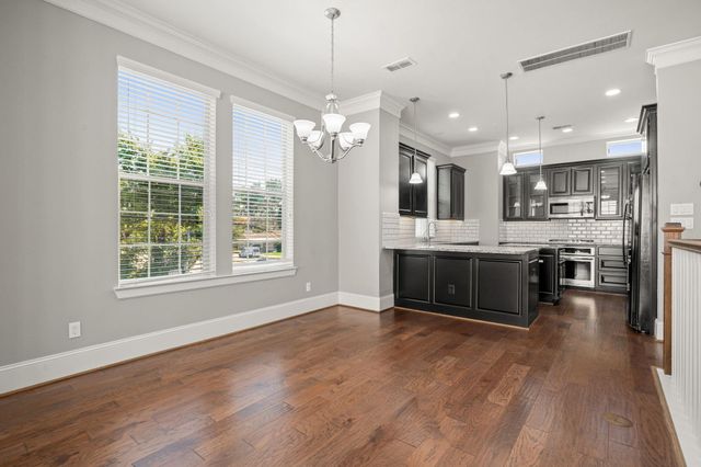 6703 Highclere Manor Lane, Houston, TX 77055