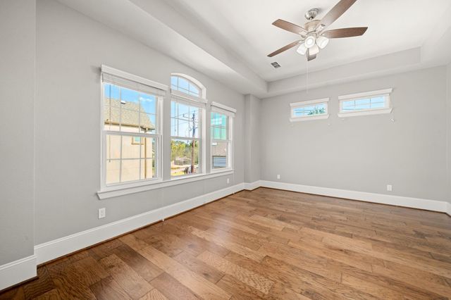 6703 Highclere Manor Lane, Houston, TX 77055