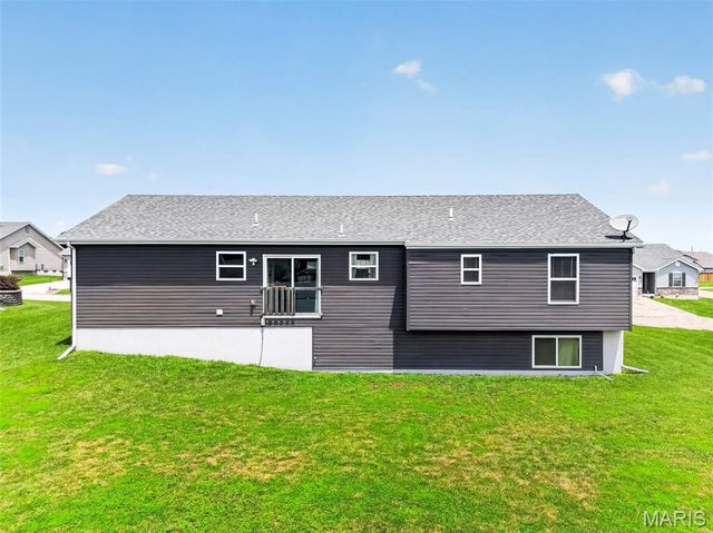412 Split Rail Drive, Wright City, MO 63390