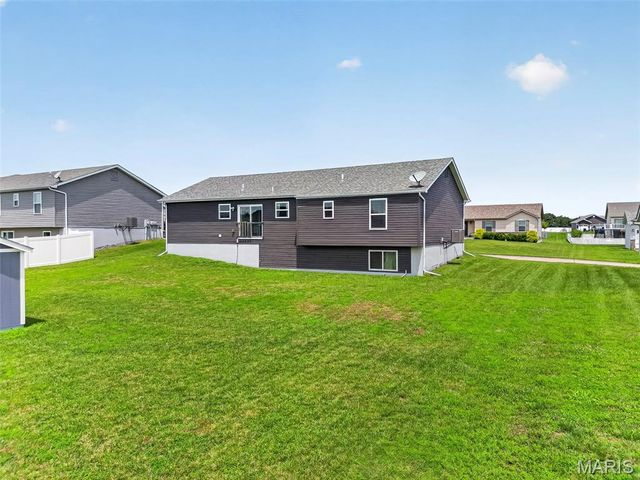412 Split Rail Drive, Wright City, MO 63390