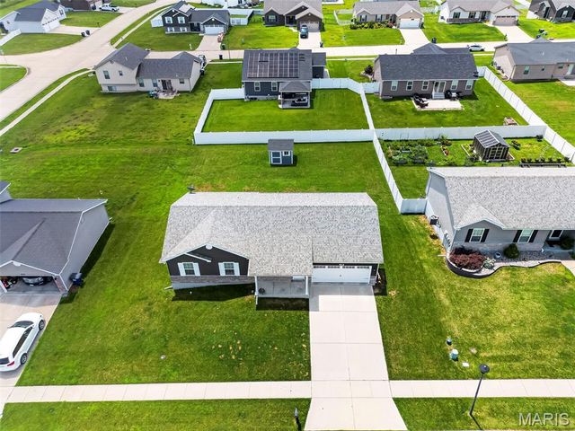 412 Split Rail Drive, Wright City, MO 63390