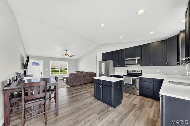 412 Split Rail Drive, Wright City, MO 63390