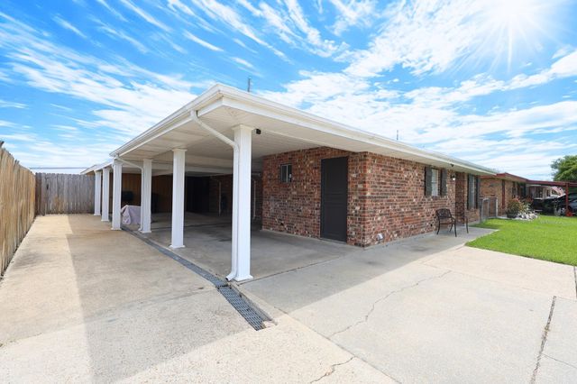 107 Fairmont Dr, Houma, LA 70360