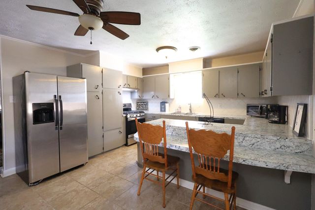 107 Fairmont Dr, Houma, LA 70360