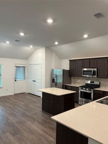 16154 Dockside Street, Crosby, TX 77532