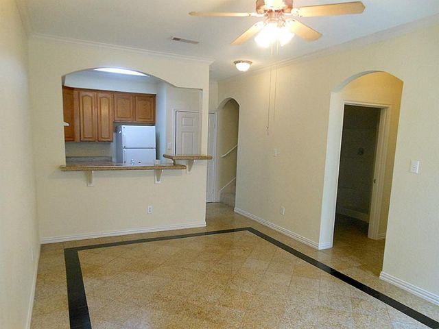 9400 Bellaire Boulevard 508, Houston, TX 77036