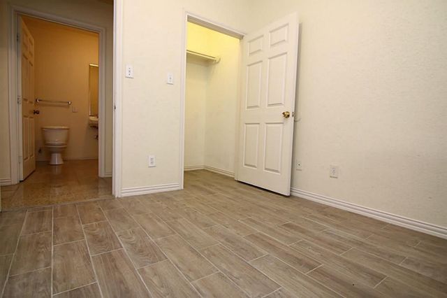 9400 Bellaire Boulevard 508, Houston, TX 77036