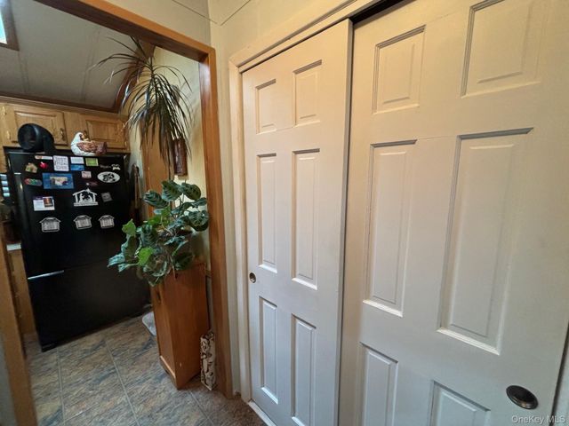 1661 Old Country Road 189, Riverhead, NY 11901