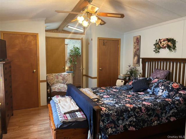 1661 Old Country Road 189, Riverhead, NY 11901