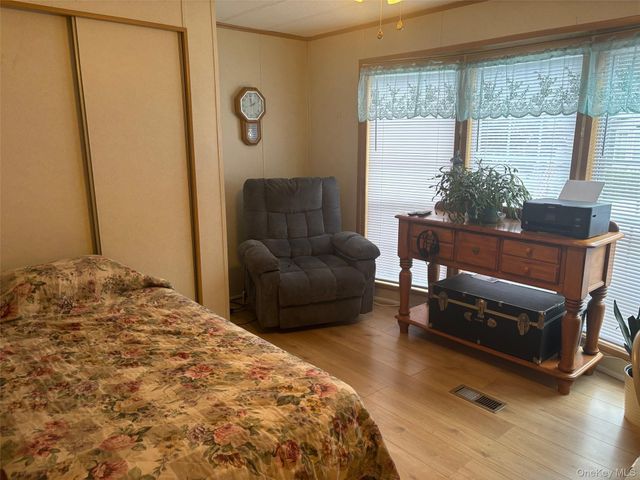 1661 Old Country Road 189, Riverhead, NY 11901