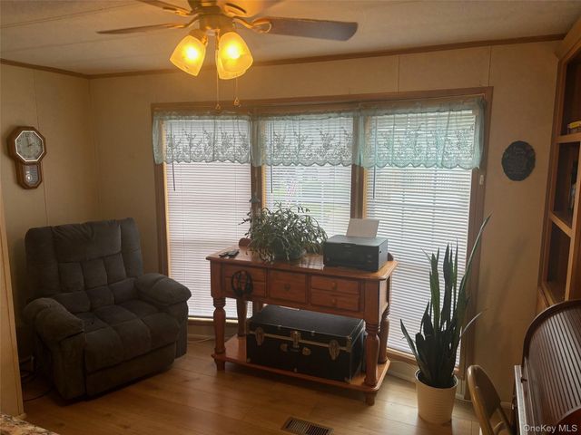1661 Old Country Road 189, Riverhead, NY 11901