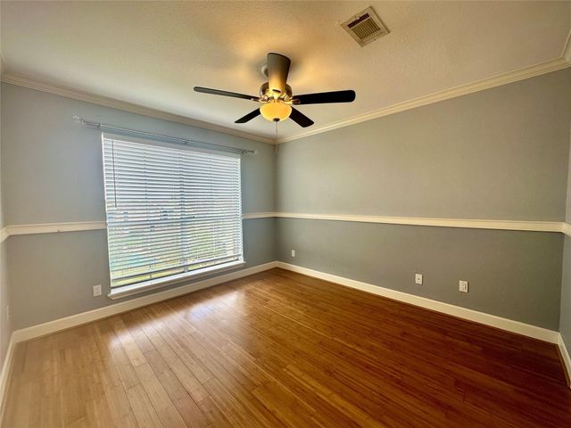 18800 Egret Bay Boulevard 214, Webster, TX 77058