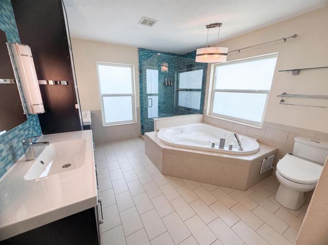 2902 Serenity Circle S, Fort Pierce, FL 34981